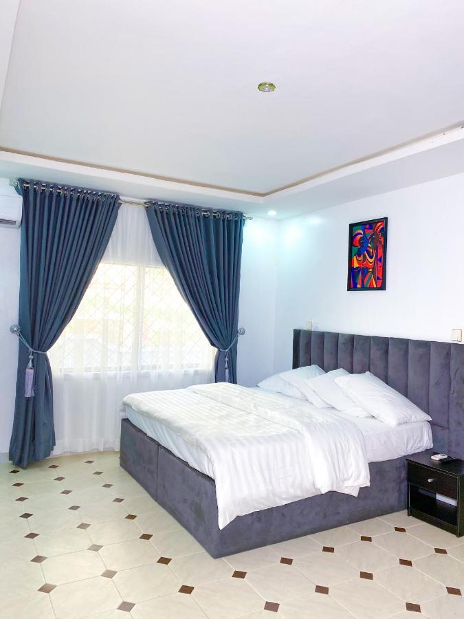 D & D Apartments อาบูจา ภายนอก รูปภาพ